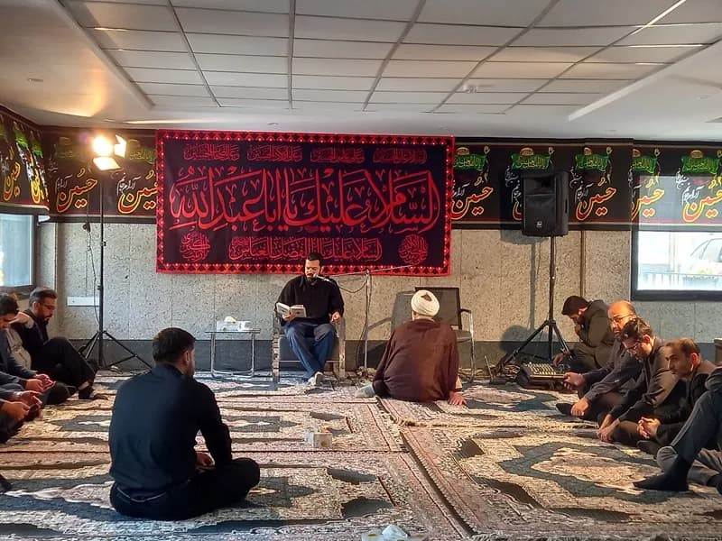 برگزاری آیین عزاداری شهادت حضرت اباعبداللهالحسین(ع) در گروه تابان هور 9